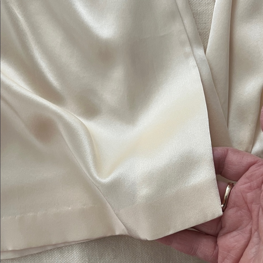 VINTAGE 70s Incinoo Cream Silk Satin Wrap Blouse L/S Retro Pointy Collar - Picture 6 of 16